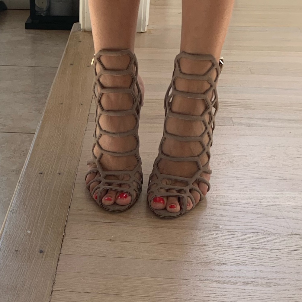 Schutz nude cage heels size 8.5